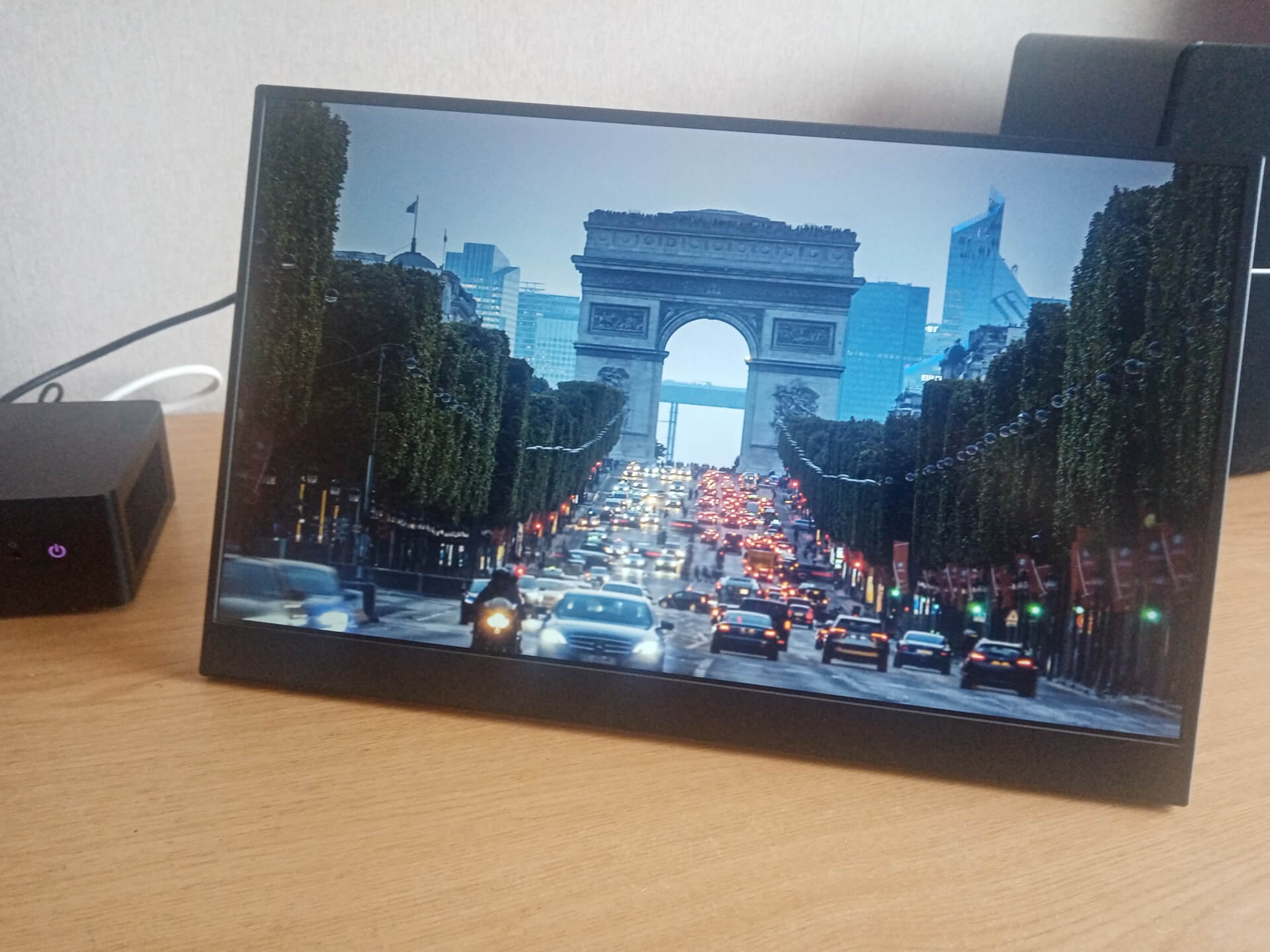 Luckfox Portable Monitor