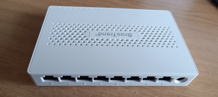 BROSTREND 8 Port 2.5G